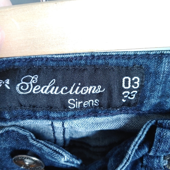 3/$25 Seductions Blue Animal Print Jeans - Picture 7 of 8